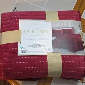Lenox Rich Burgundy Quilt Set Includes 2 Shams ,one Quilt
